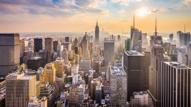 New York, New York, USA skyline.